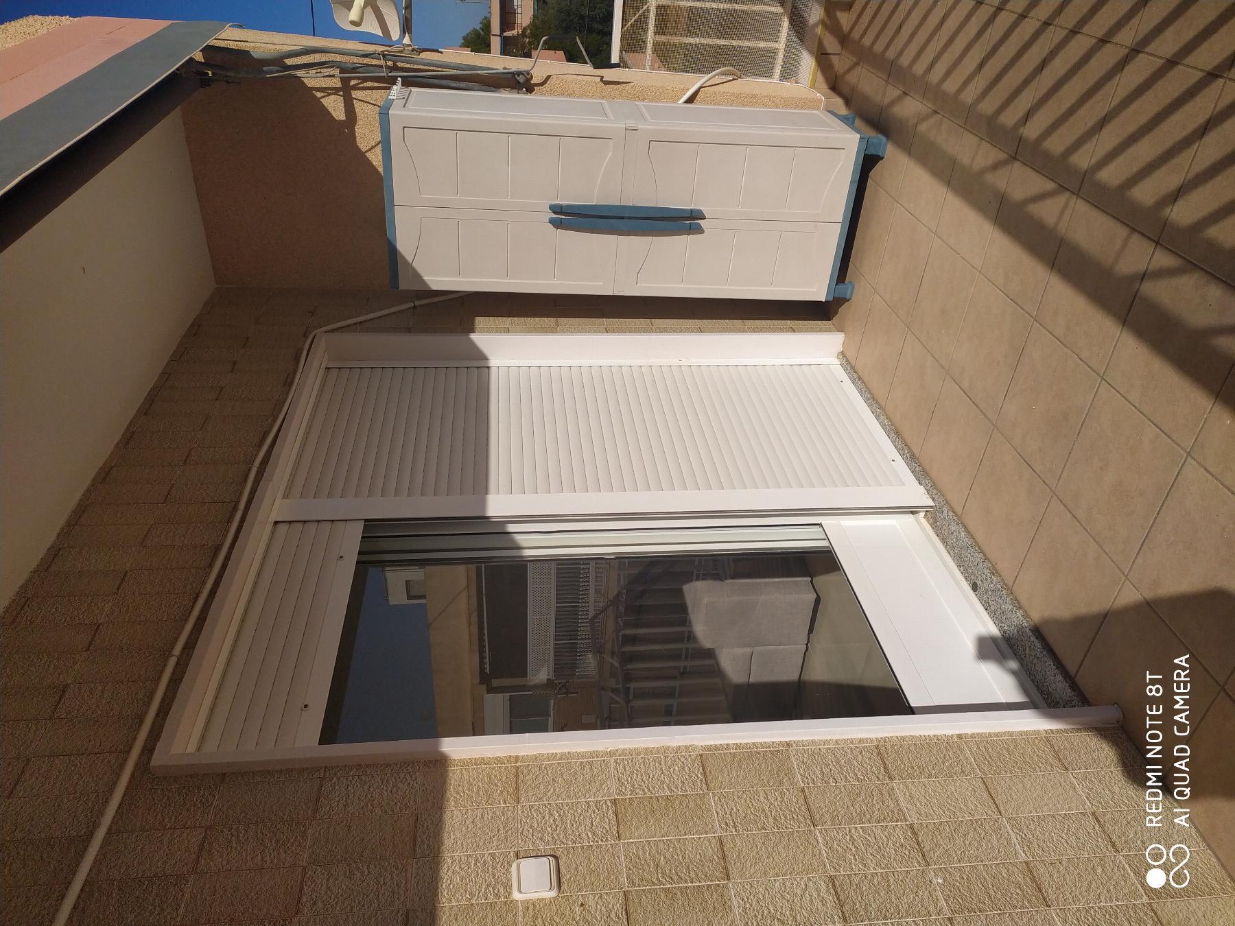For sale of apartment in Islas Menores