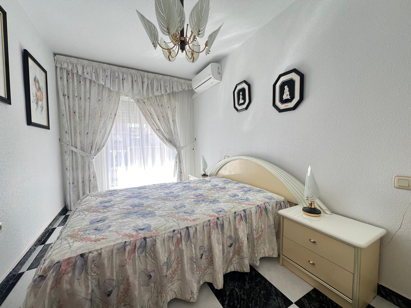 For rent of duplex in Islas Menores