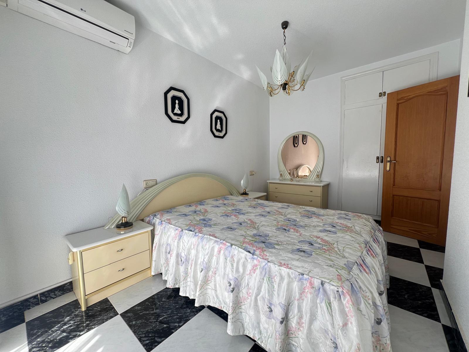 For rent of duplex in Islas Menores