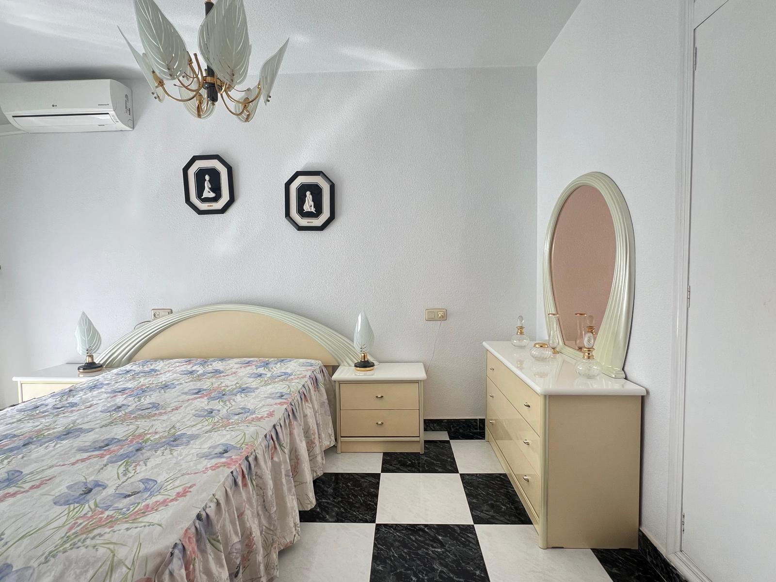For rent of duplex in Islas Menores