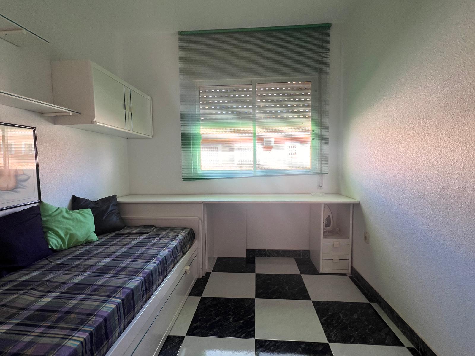 For rent of duplex in Islas Menores