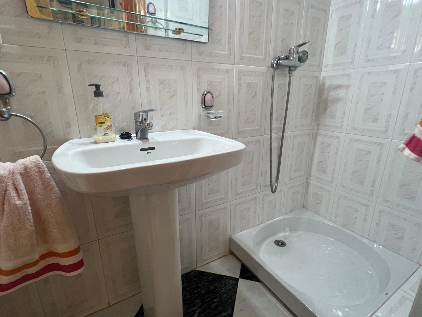 For rent of duplex in Islas Menores