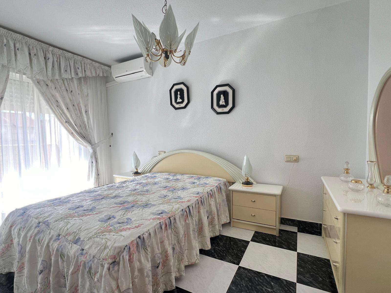 For rent of duplex in Islas Menores