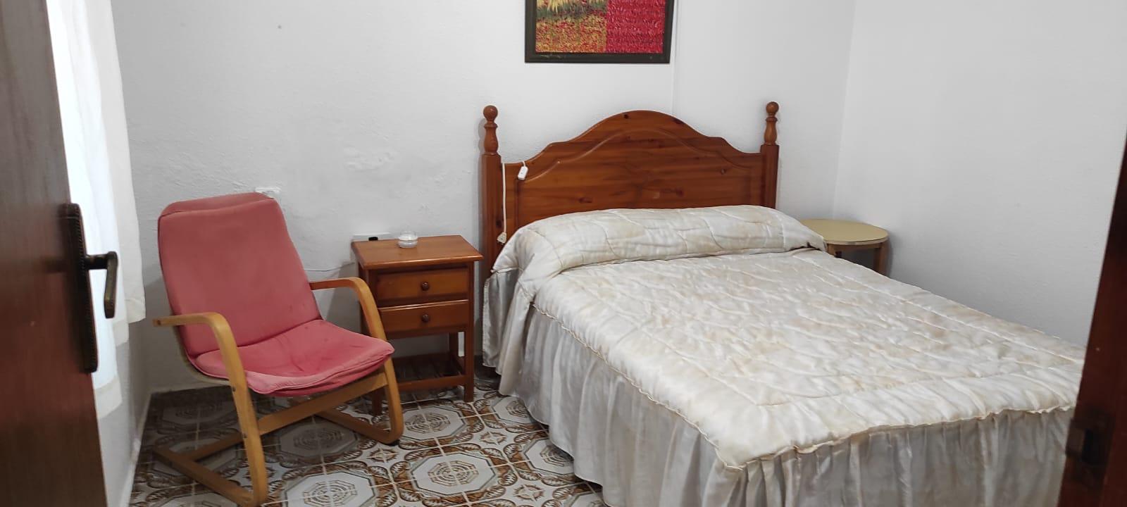 For sale of house in Los Nietos