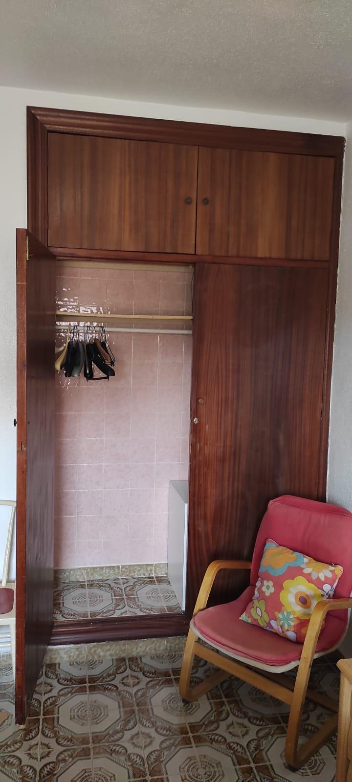 For sale of house in Los Nietos