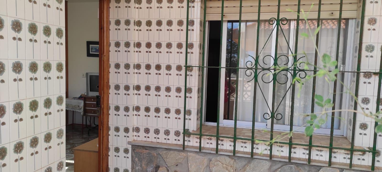 For sale of house in Los Nietos