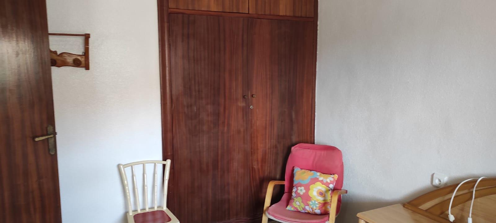 For sale of house in Los Nietos