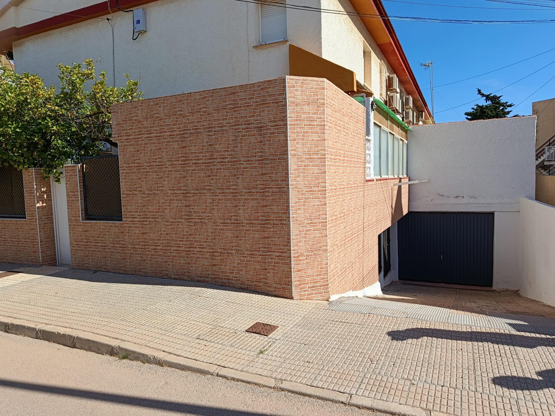 Venta de garaje en Islas Menores
