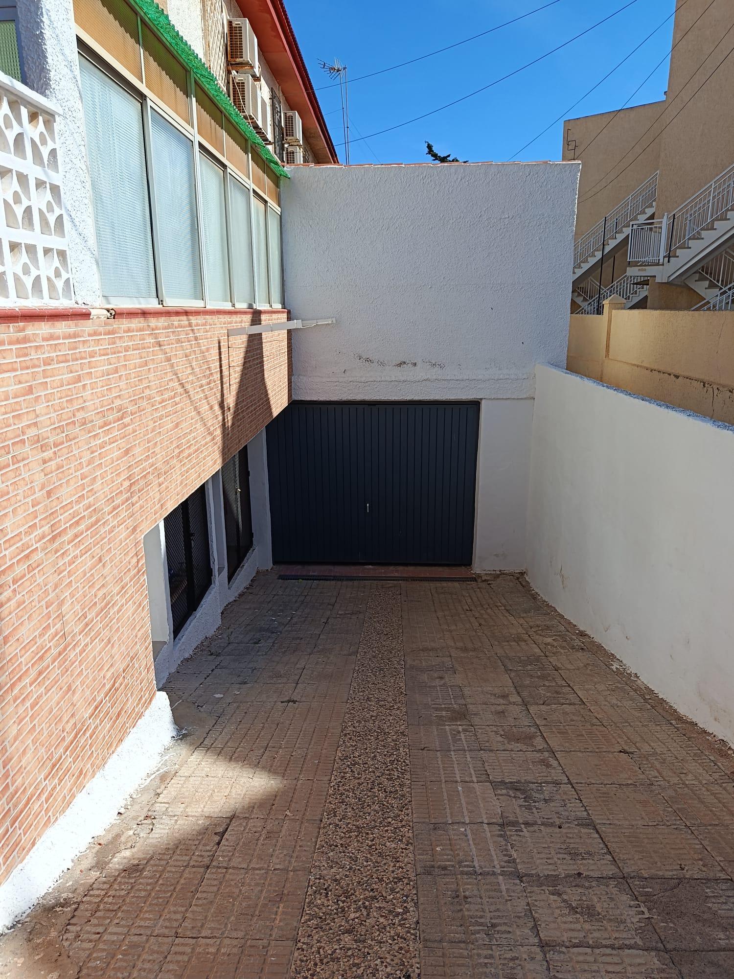 Venta de garaje en Islas Menores