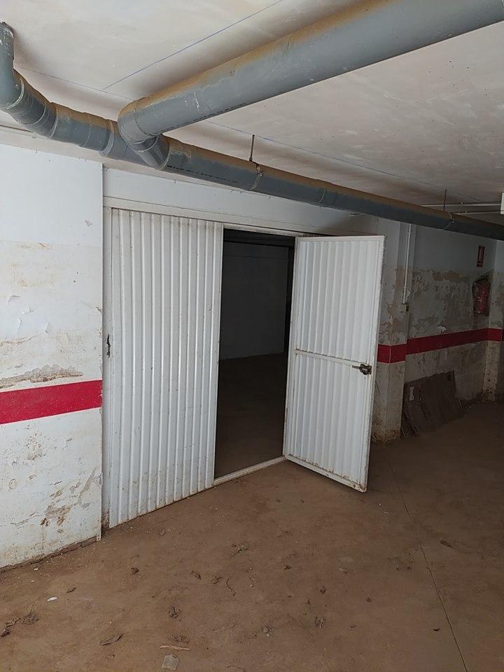 For sale of chalet in Los Nietos