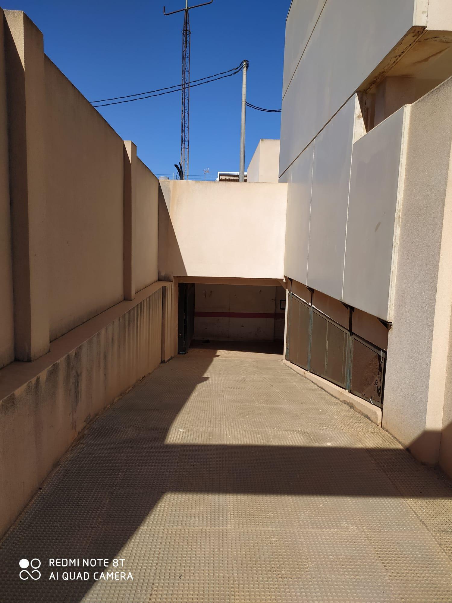 For sale of chalet in Los Nietos