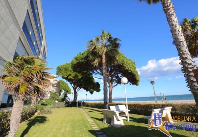 For rent of apartment in Cambrils