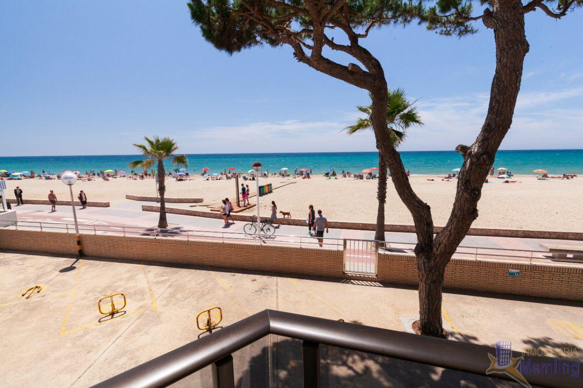 For sale of apartment in Cambrils