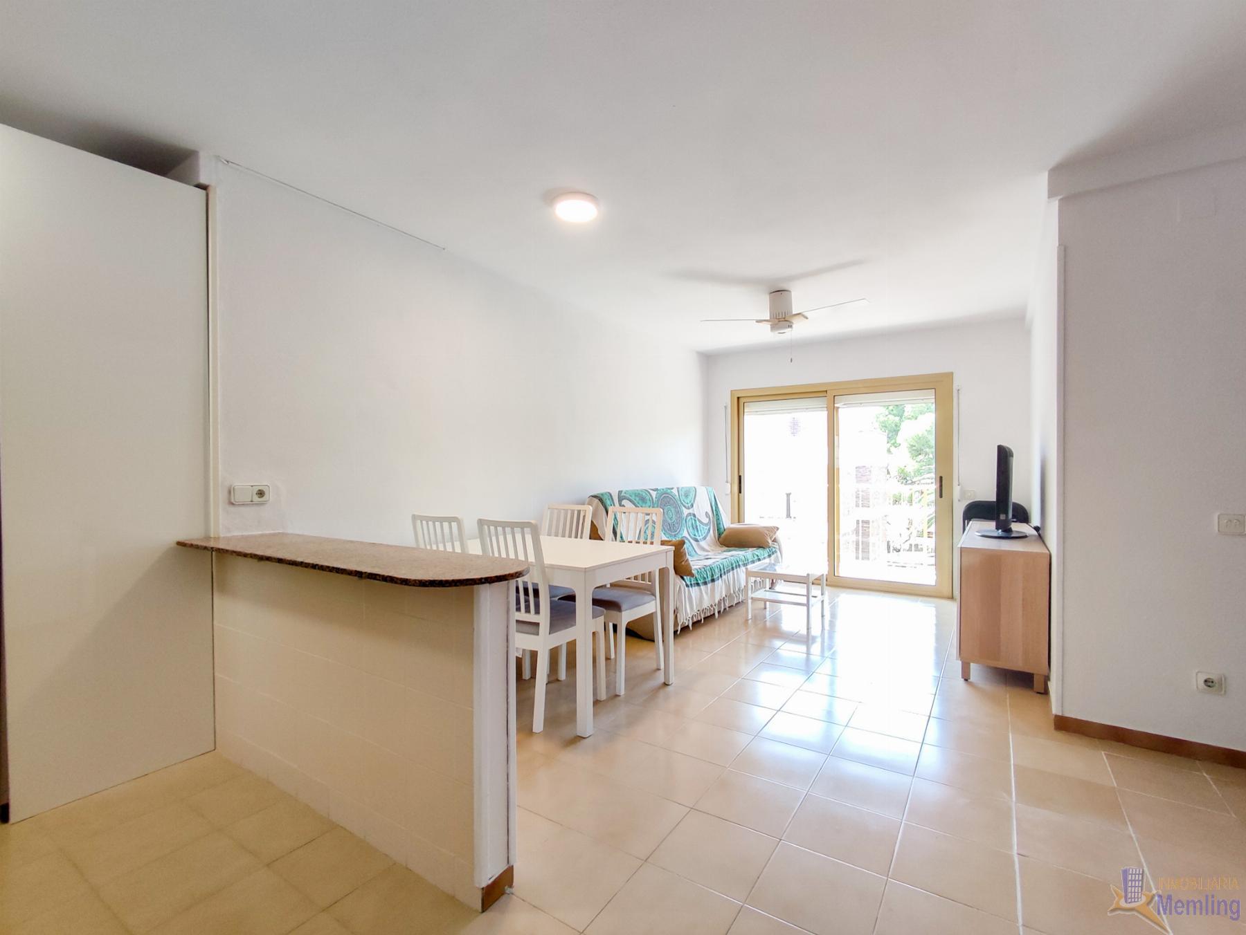 For sale of apartment in Cambrils