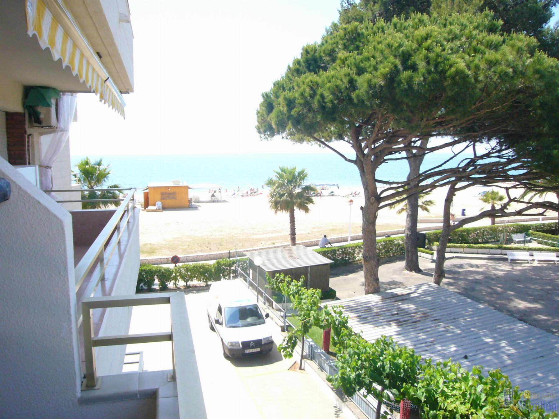 For rent of apartment in Cambrils