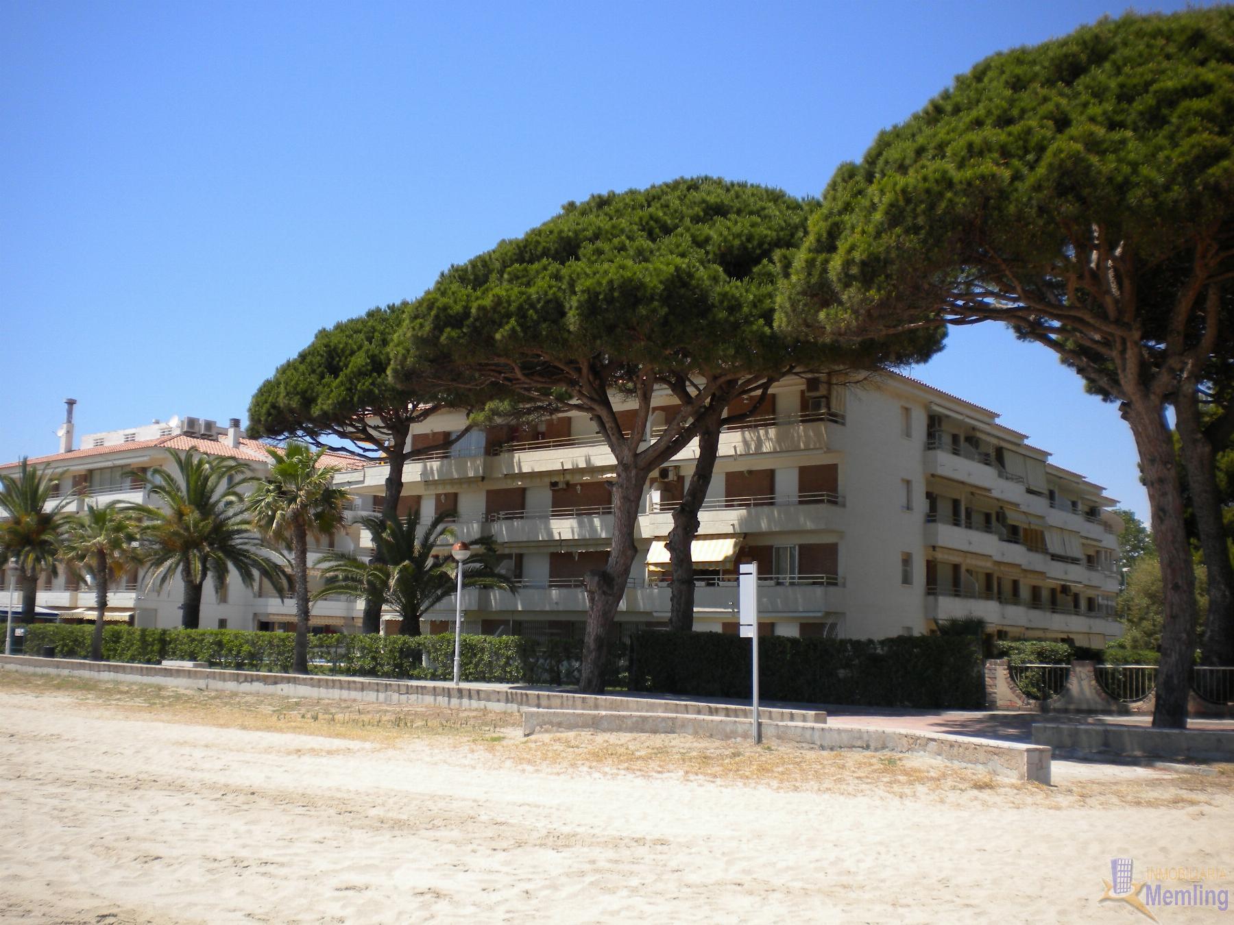 For sale of apartment in Cambrils