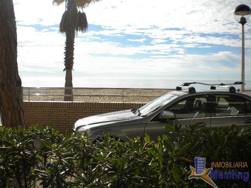 For sale of apartment in Cambrils