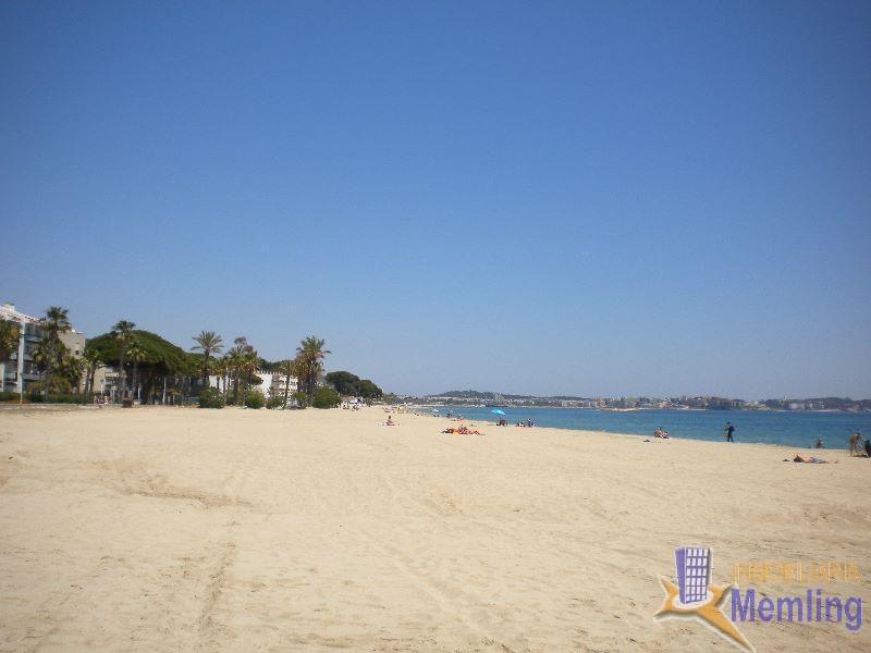 For rent of apartment in Cambrils