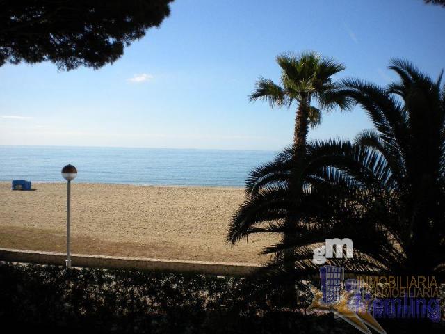 For rent of duplex in Cambrils