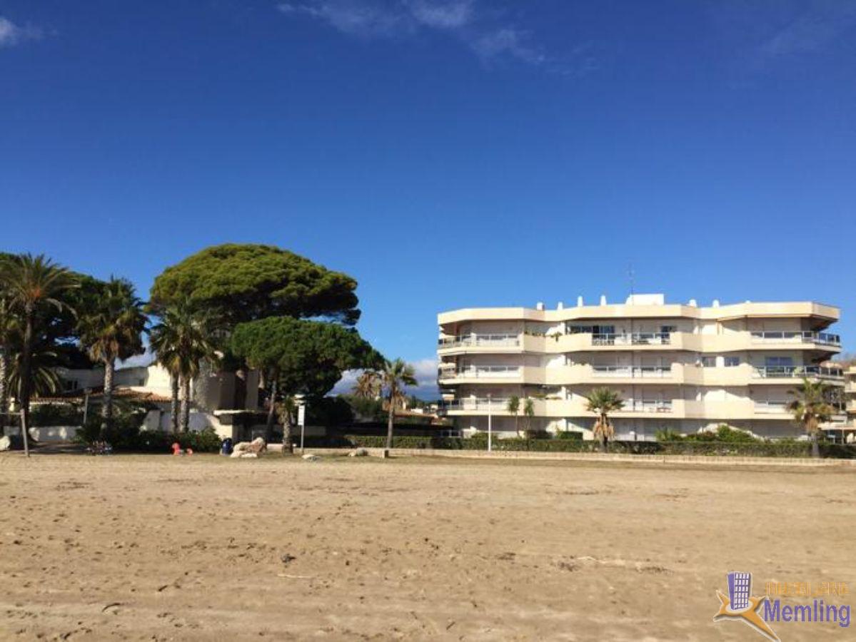 For sale of apartment in Cambrils