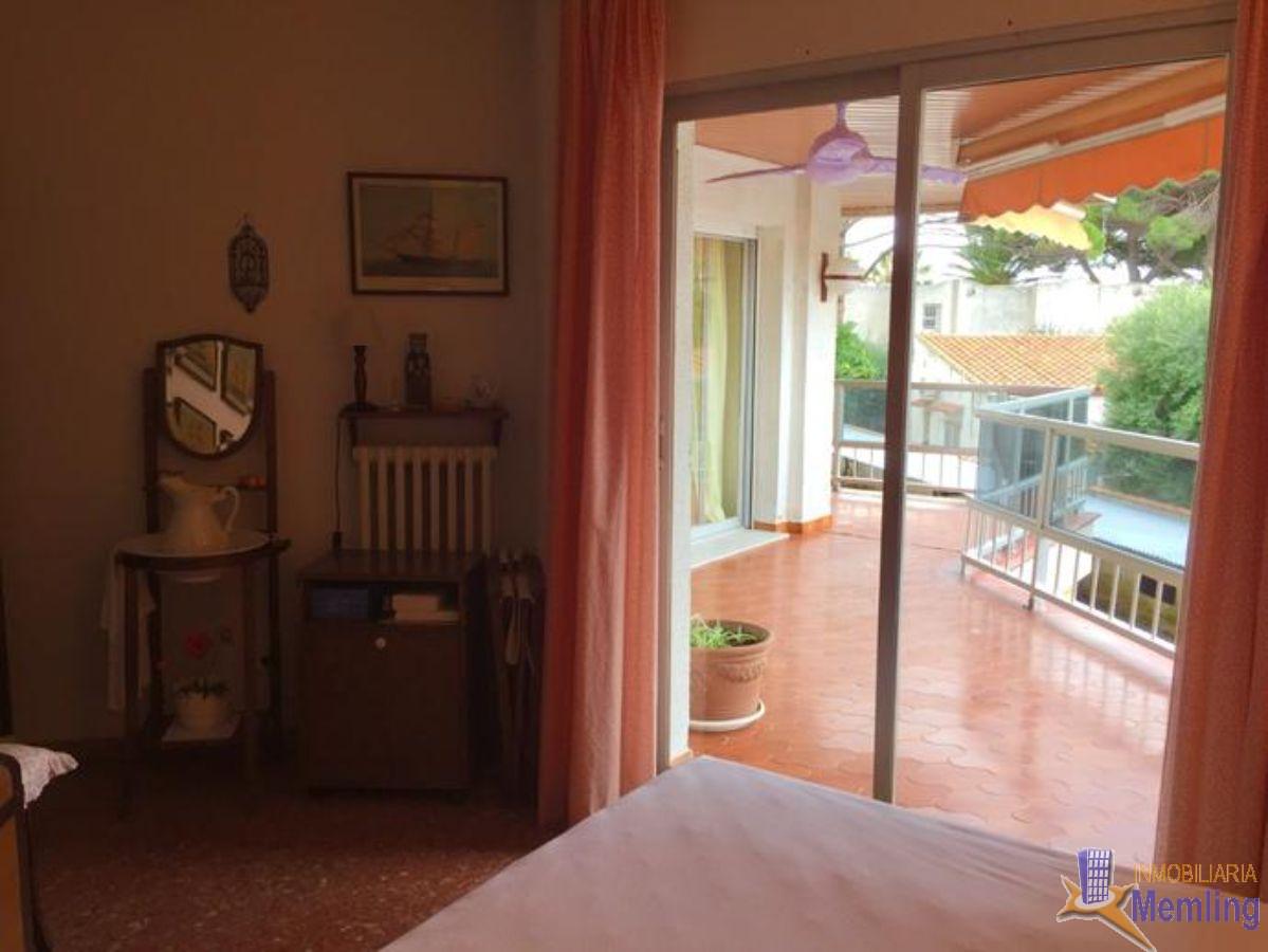 For sale of apartment in Cambrils