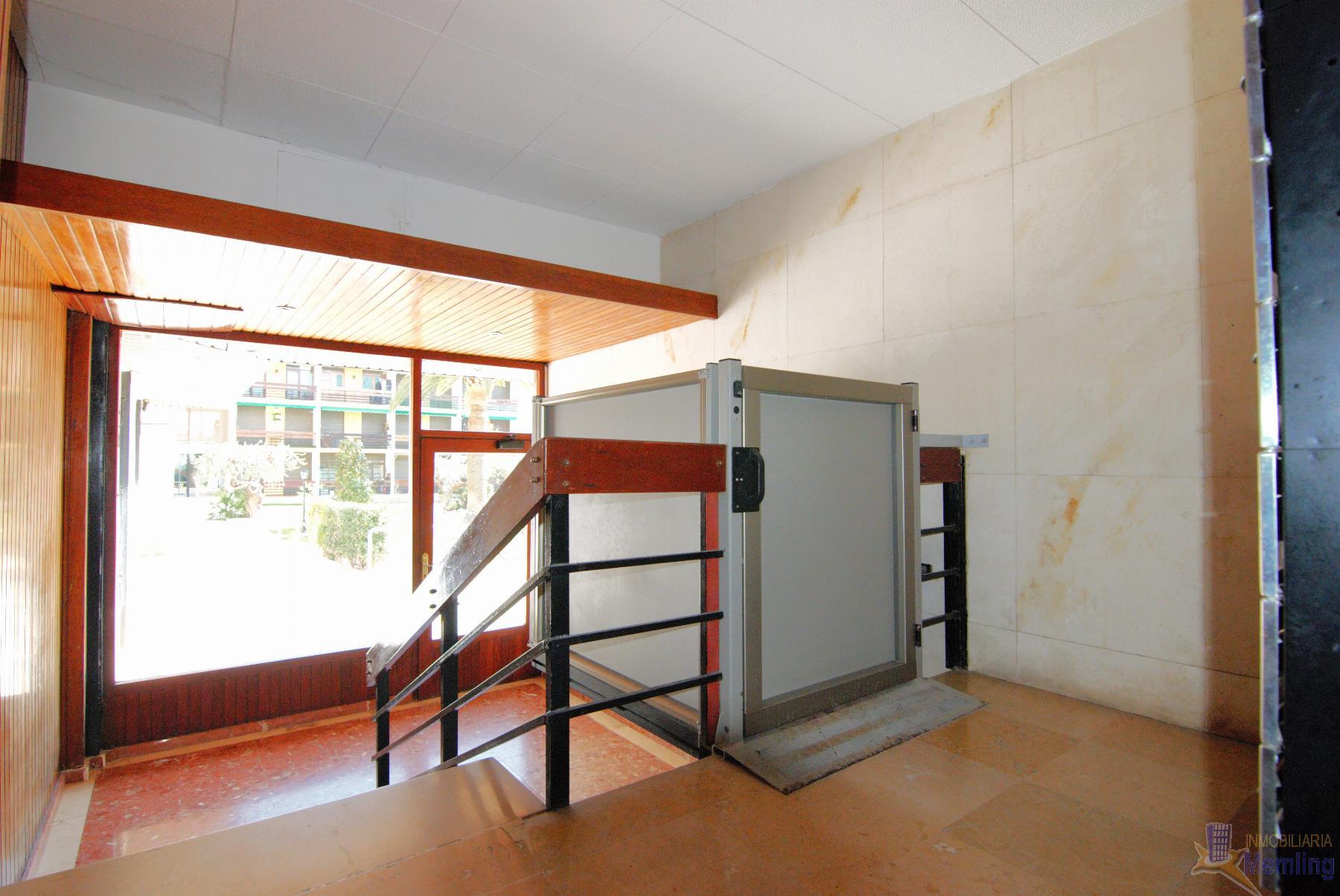 For sale of apartment in Cambrils