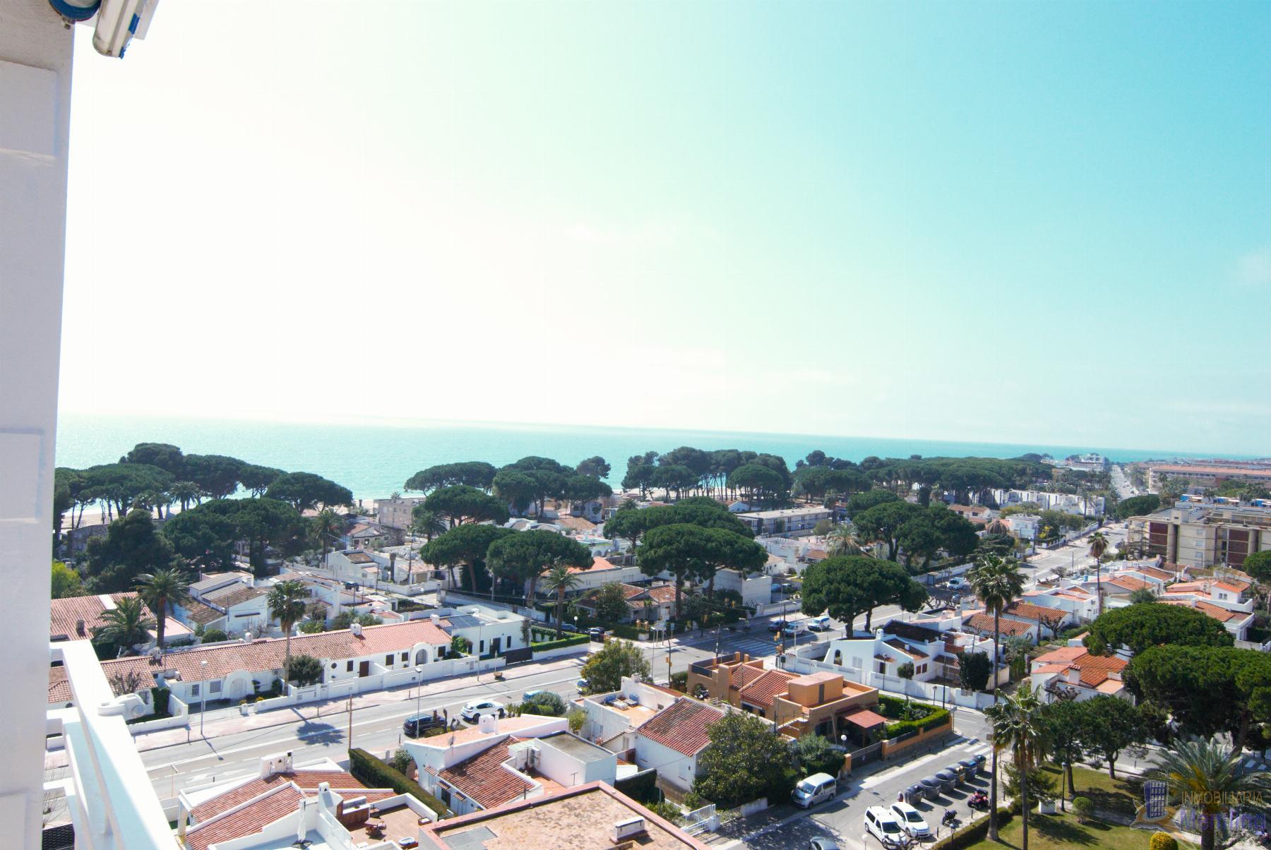 For sale of apartment in Cambrils