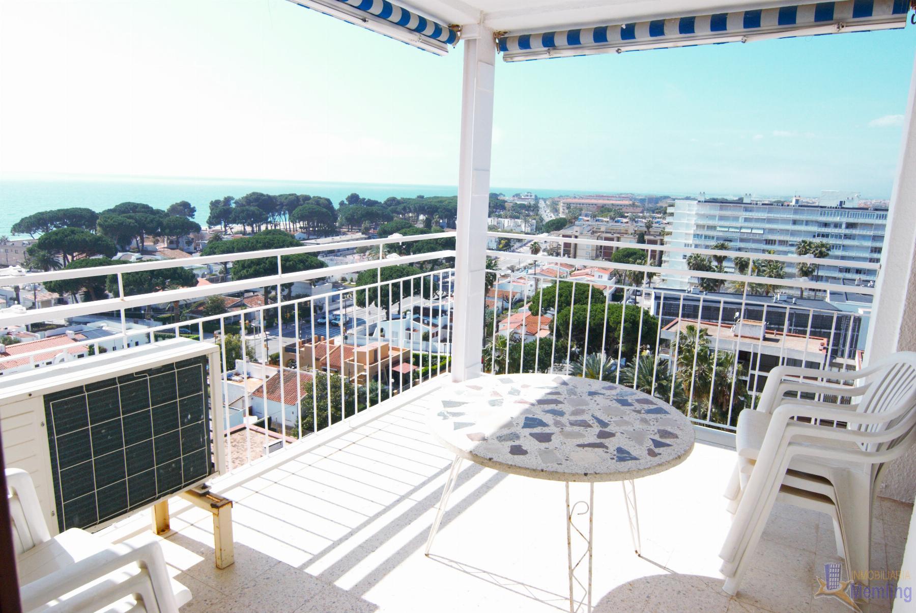 For sale of apartment in Cambrils