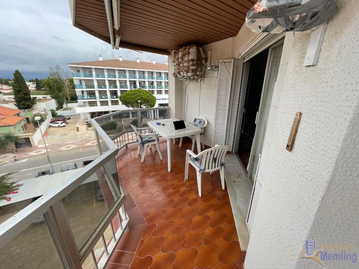 For sale of apartment in Cambrils