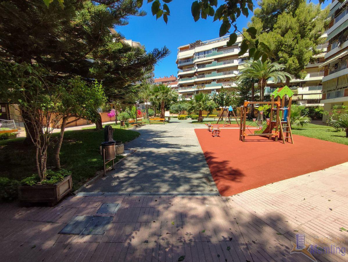 For sale of apartment in Salou