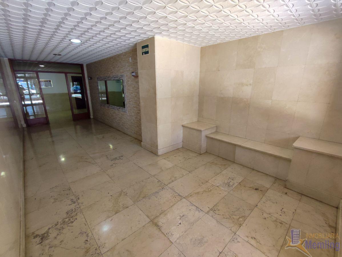 For sale of apartment in Salou