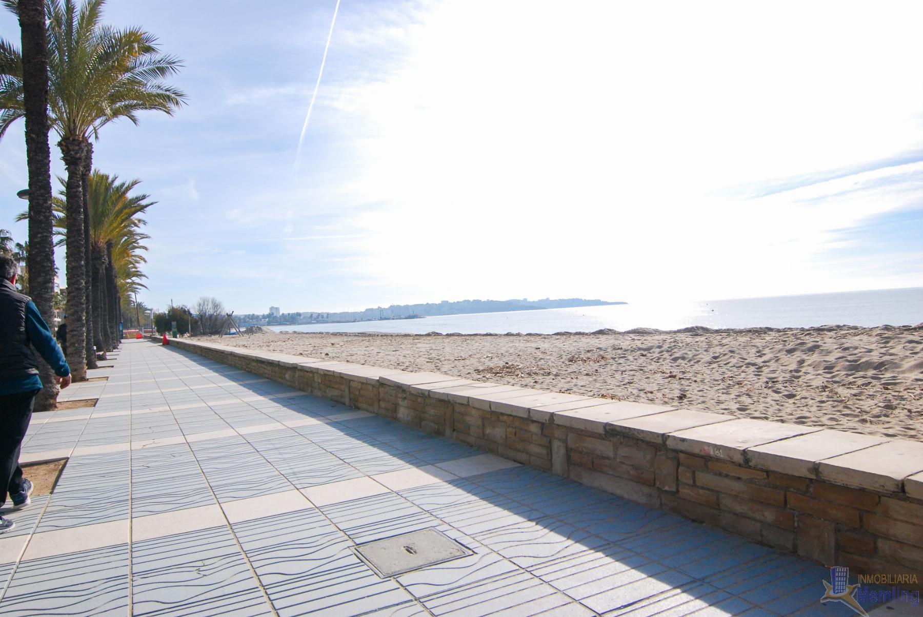 For sale of apartment in Salou