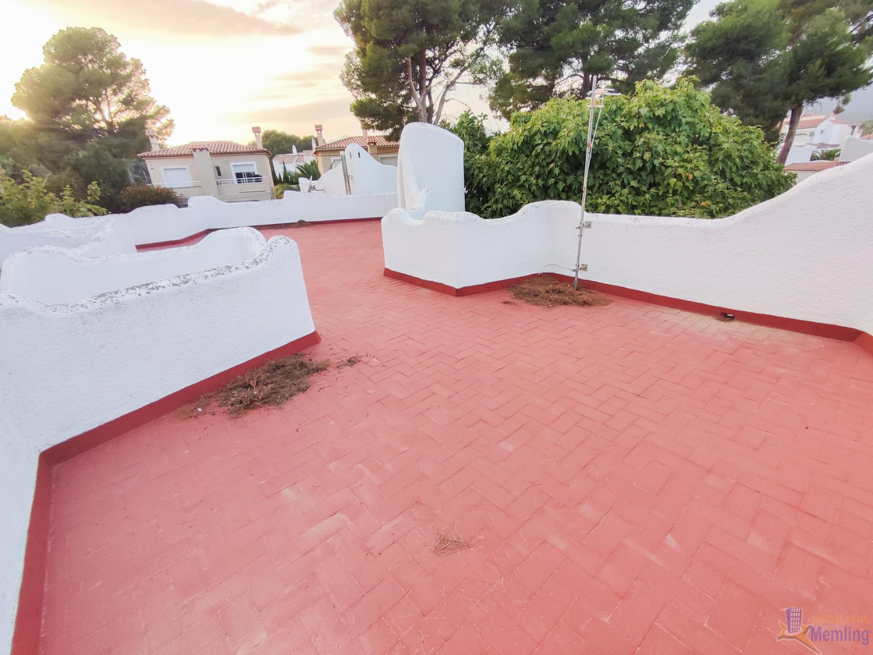 For sale of house in Mont-Roig del Camp