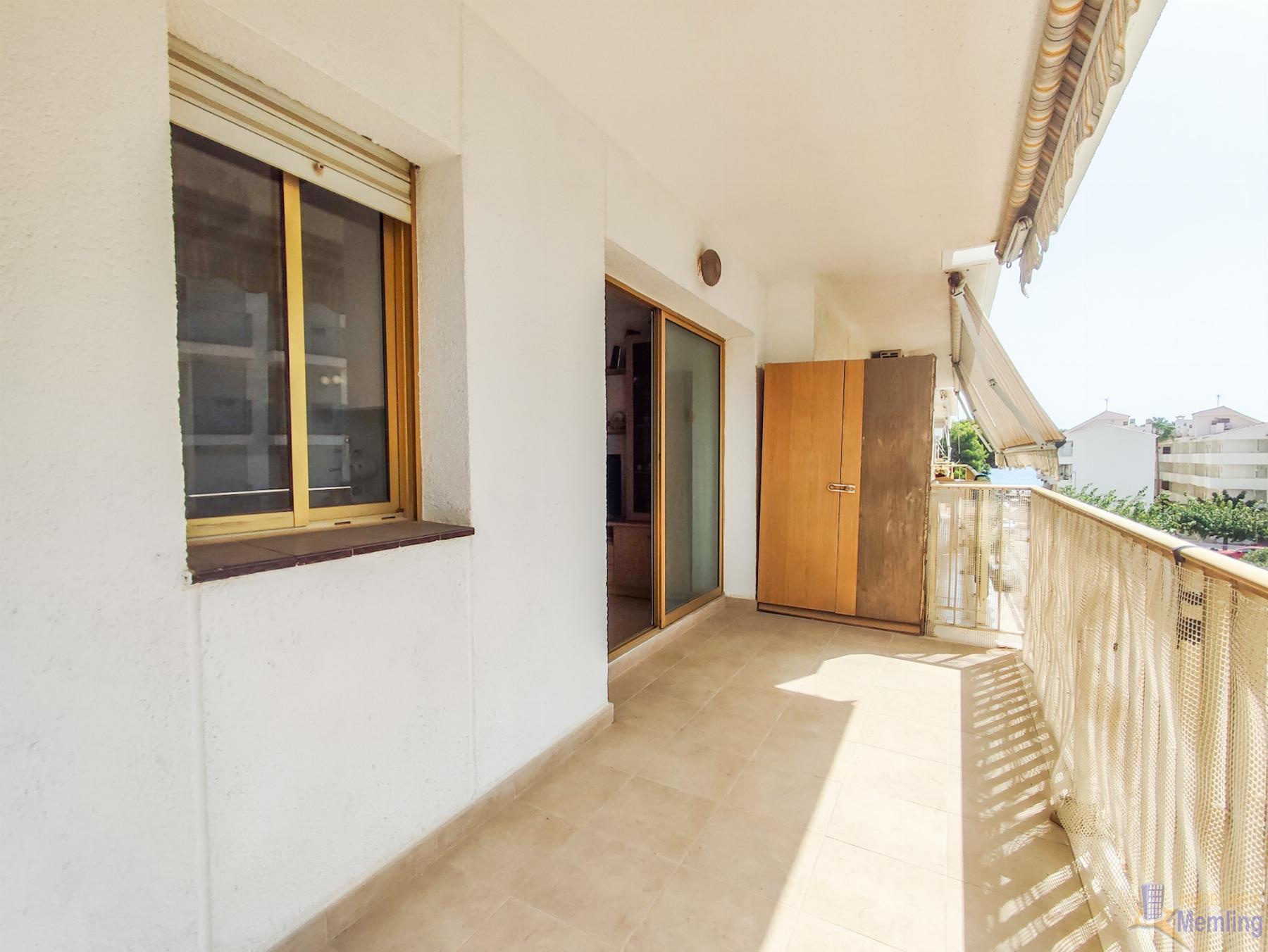 For sale of apartment in Cambrils