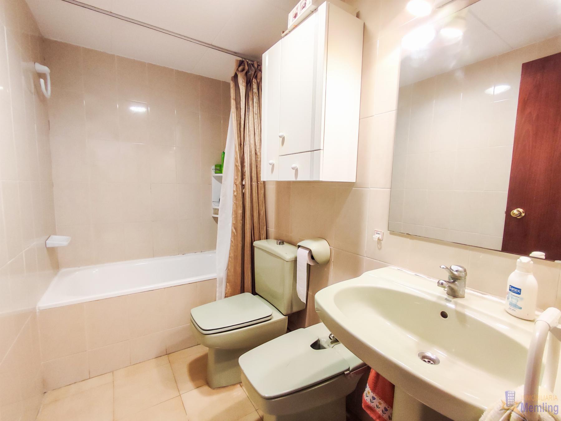 For sale of apartment in Cambrils