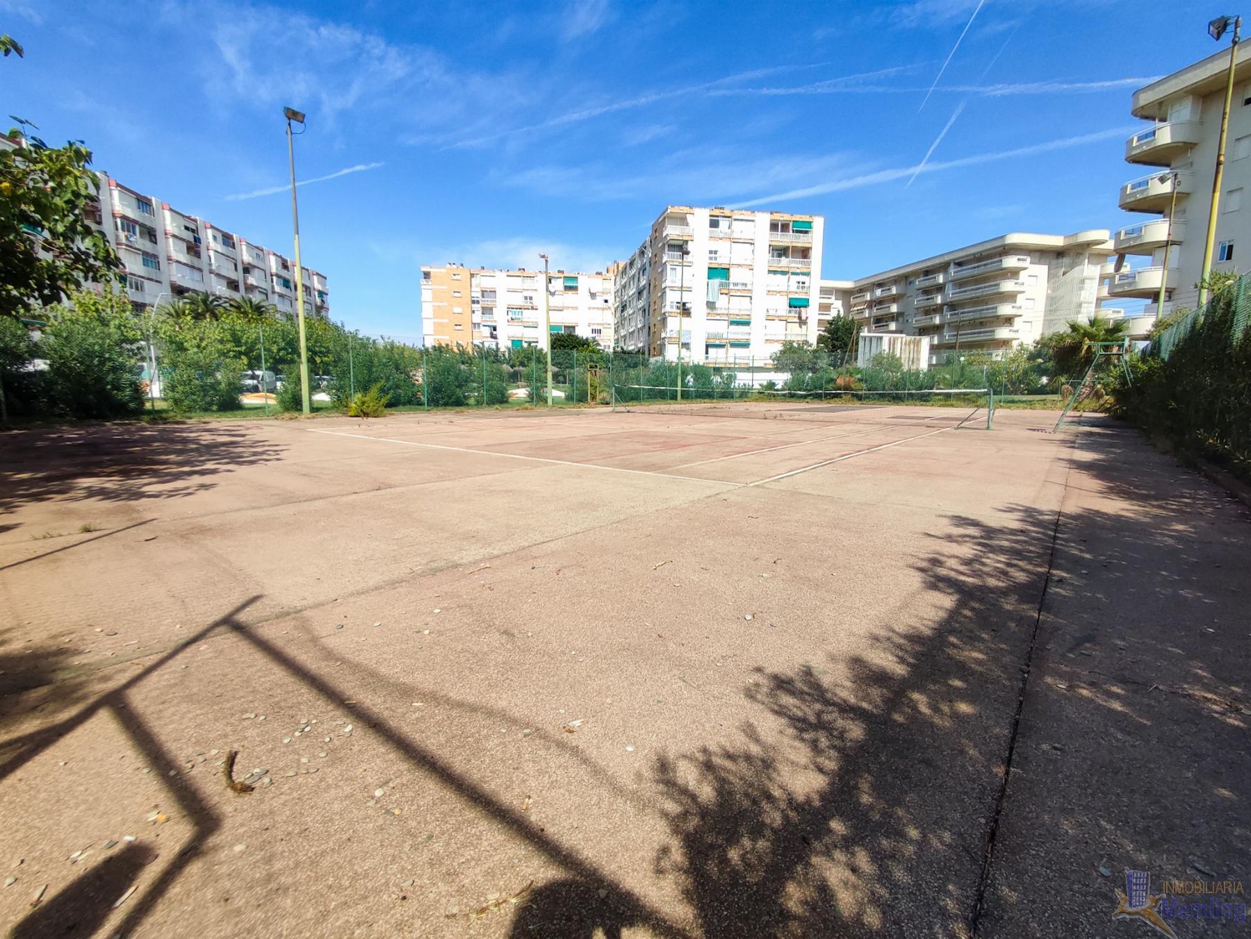 Venta de estudio en La Pineda