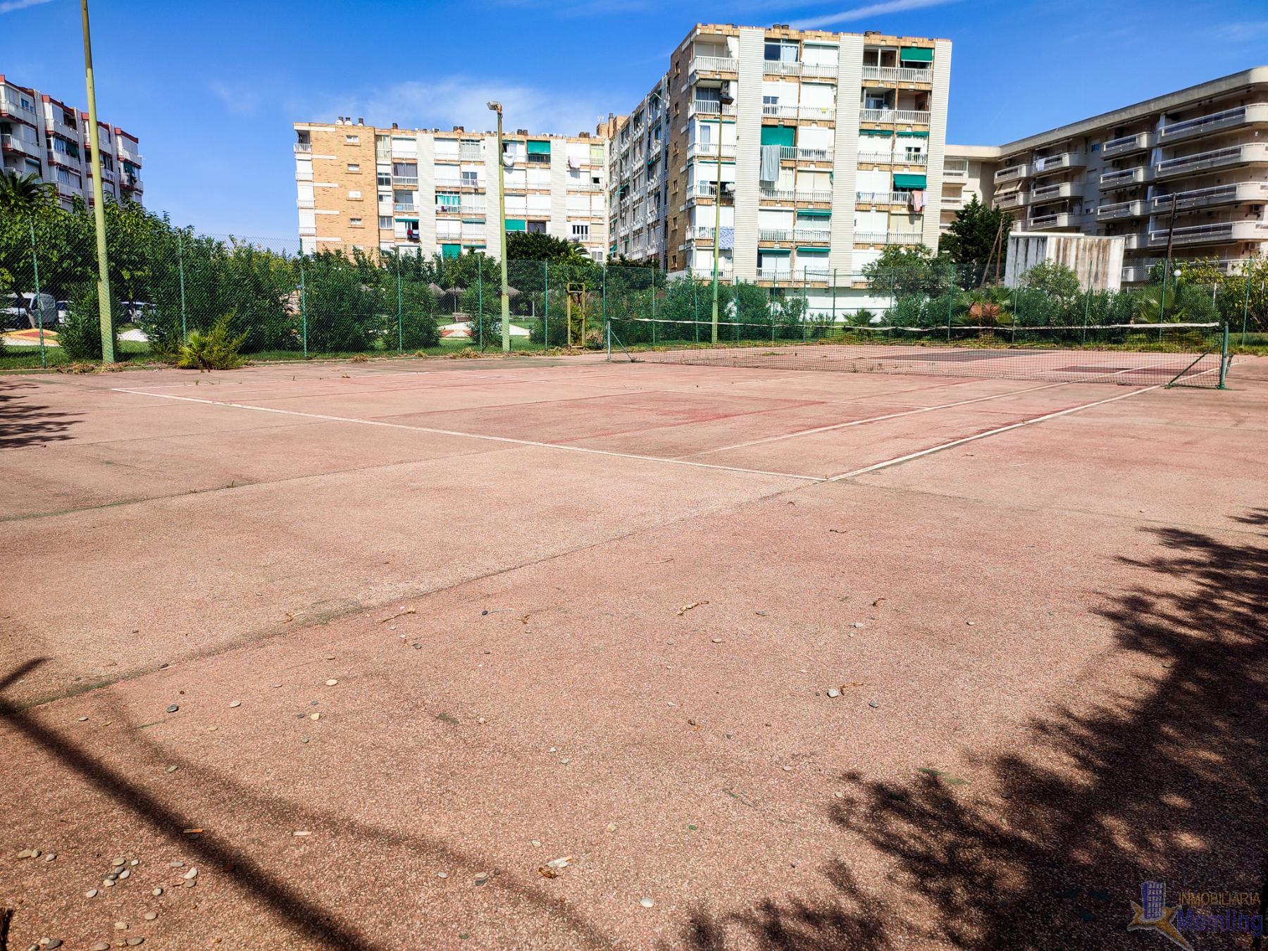 Venta de estudio en La Pineda