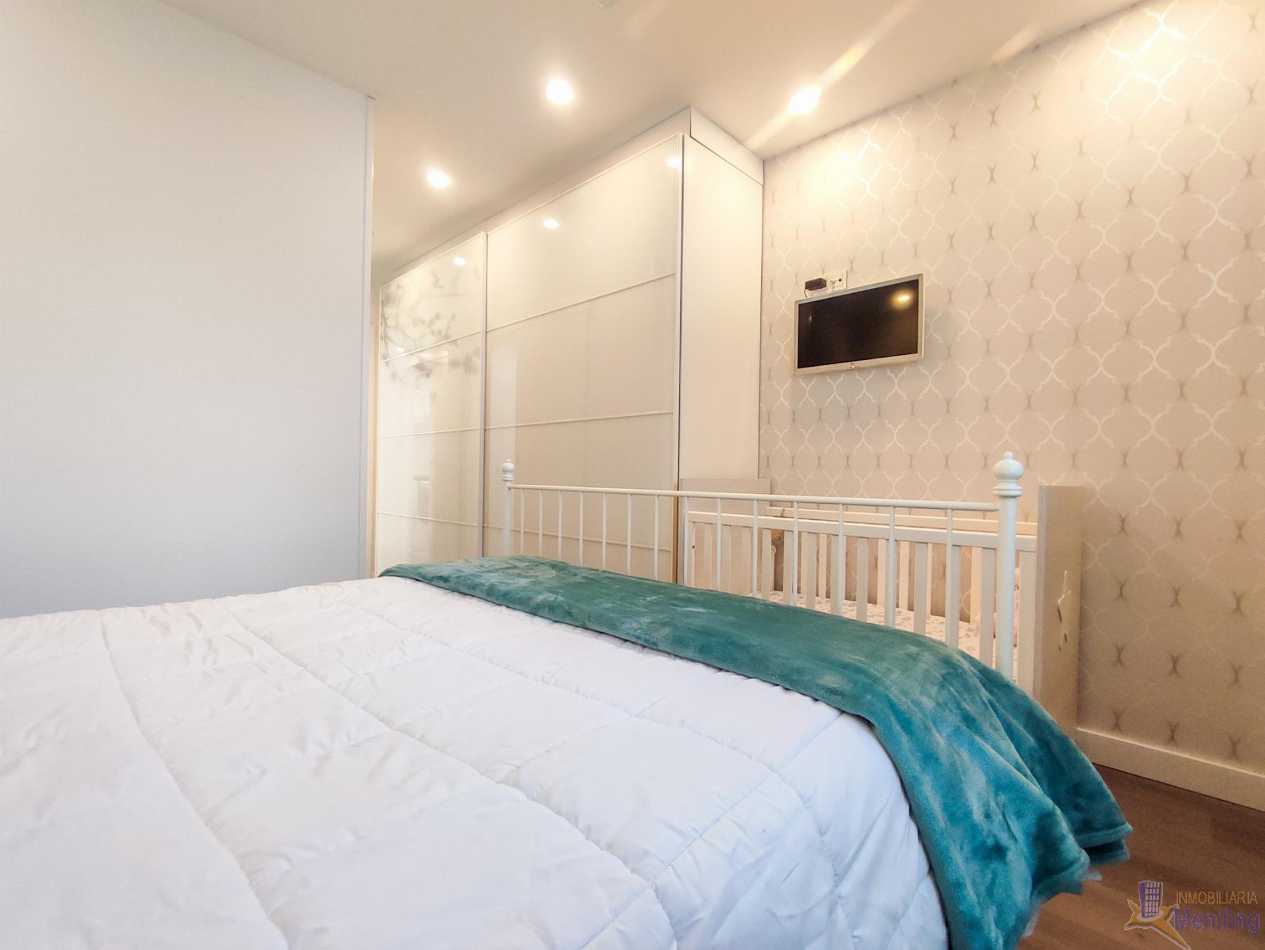 For sale of penthouse in Cambrils