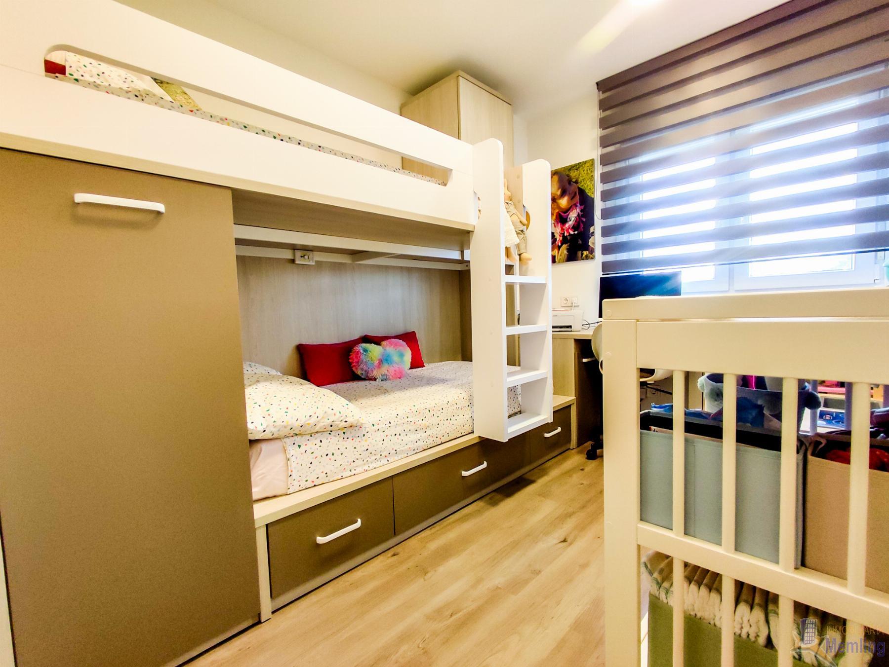 For sale of penthouse in Cambrils