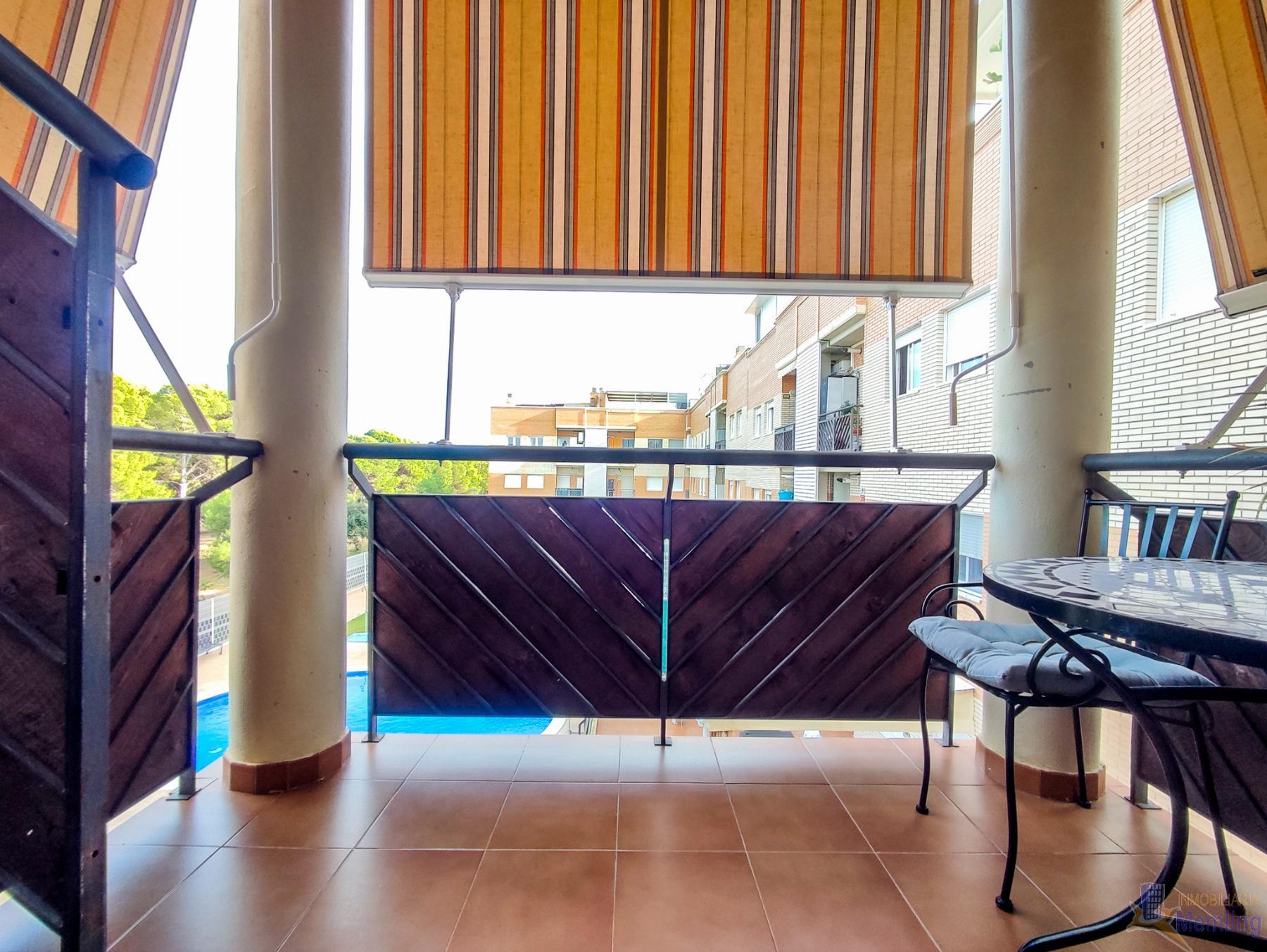 For sale of penthouse in Cambrils