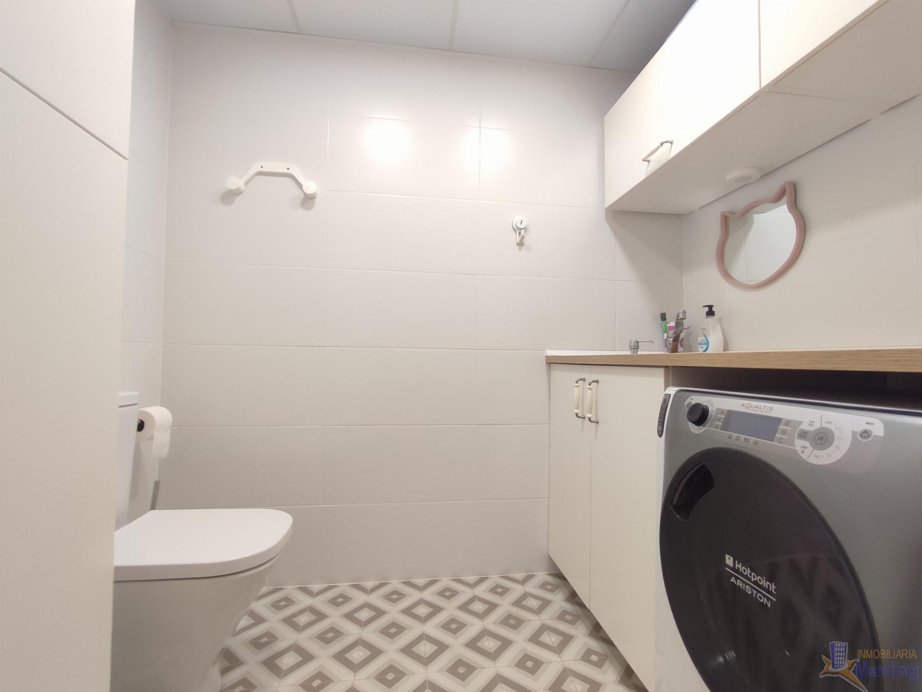 For sale of penthouse in Cambrils