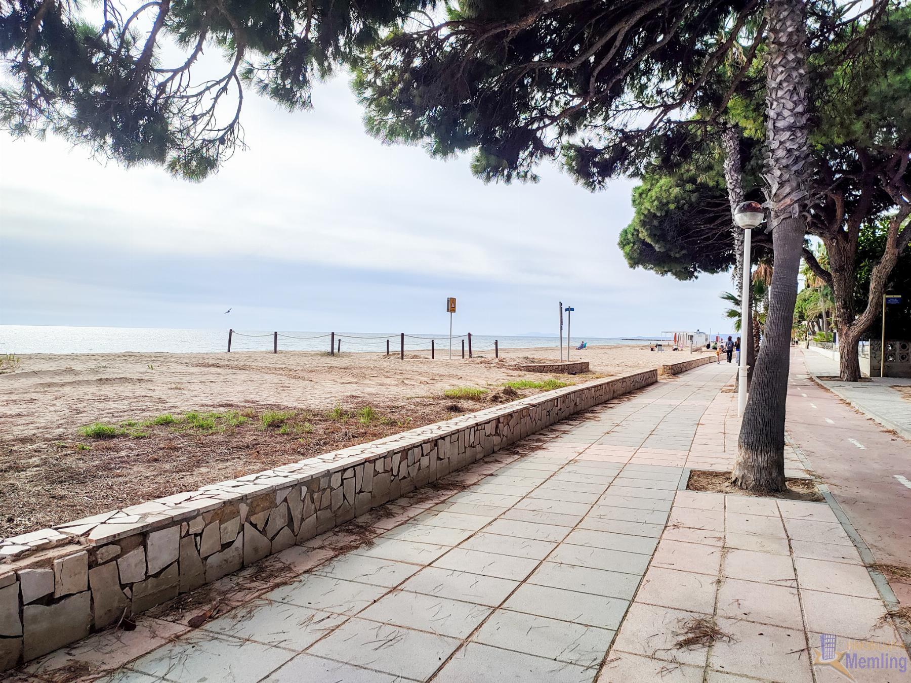 For sale of apartment in Cambrils