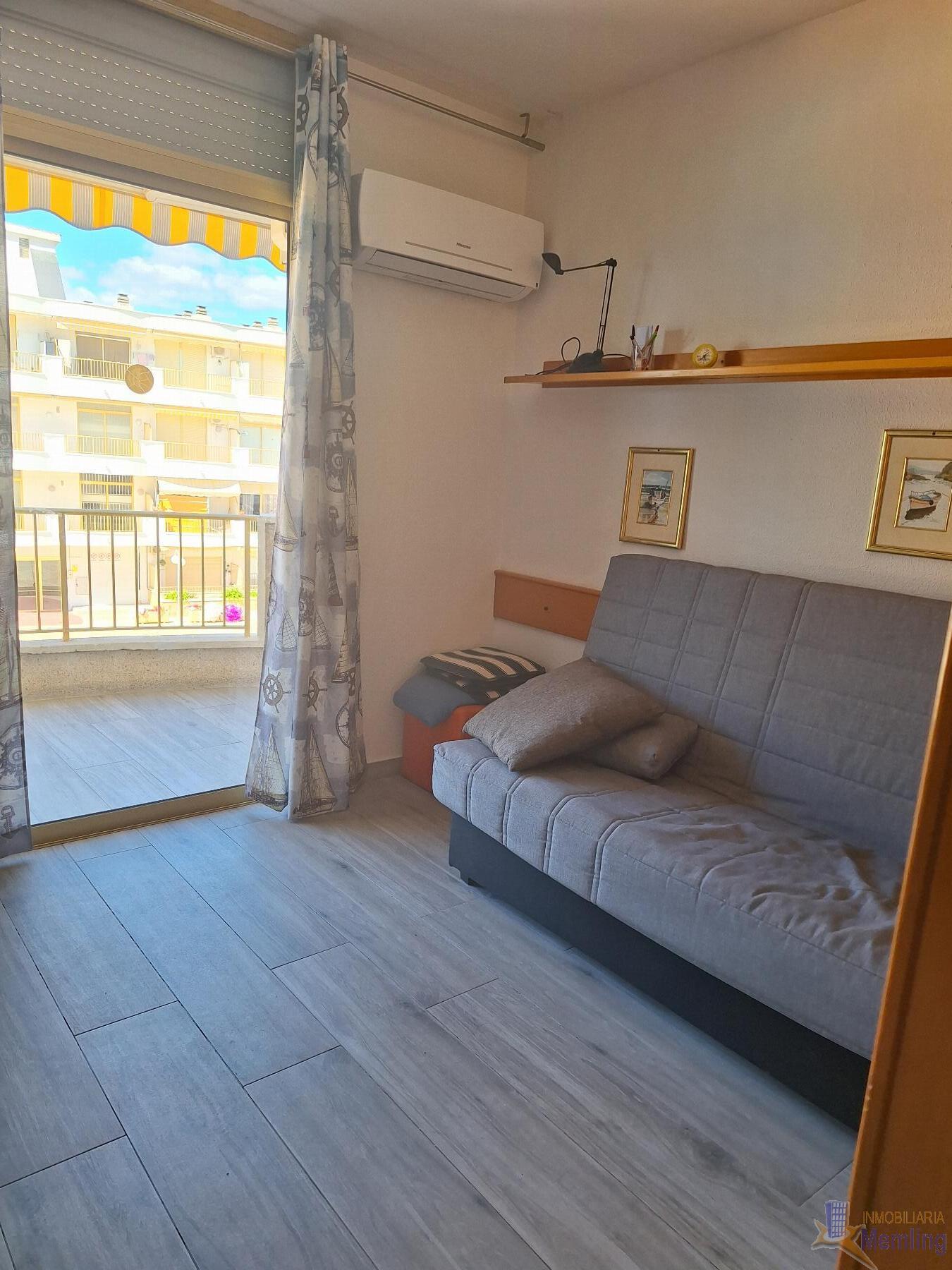 For sale of apartment in Cambrils