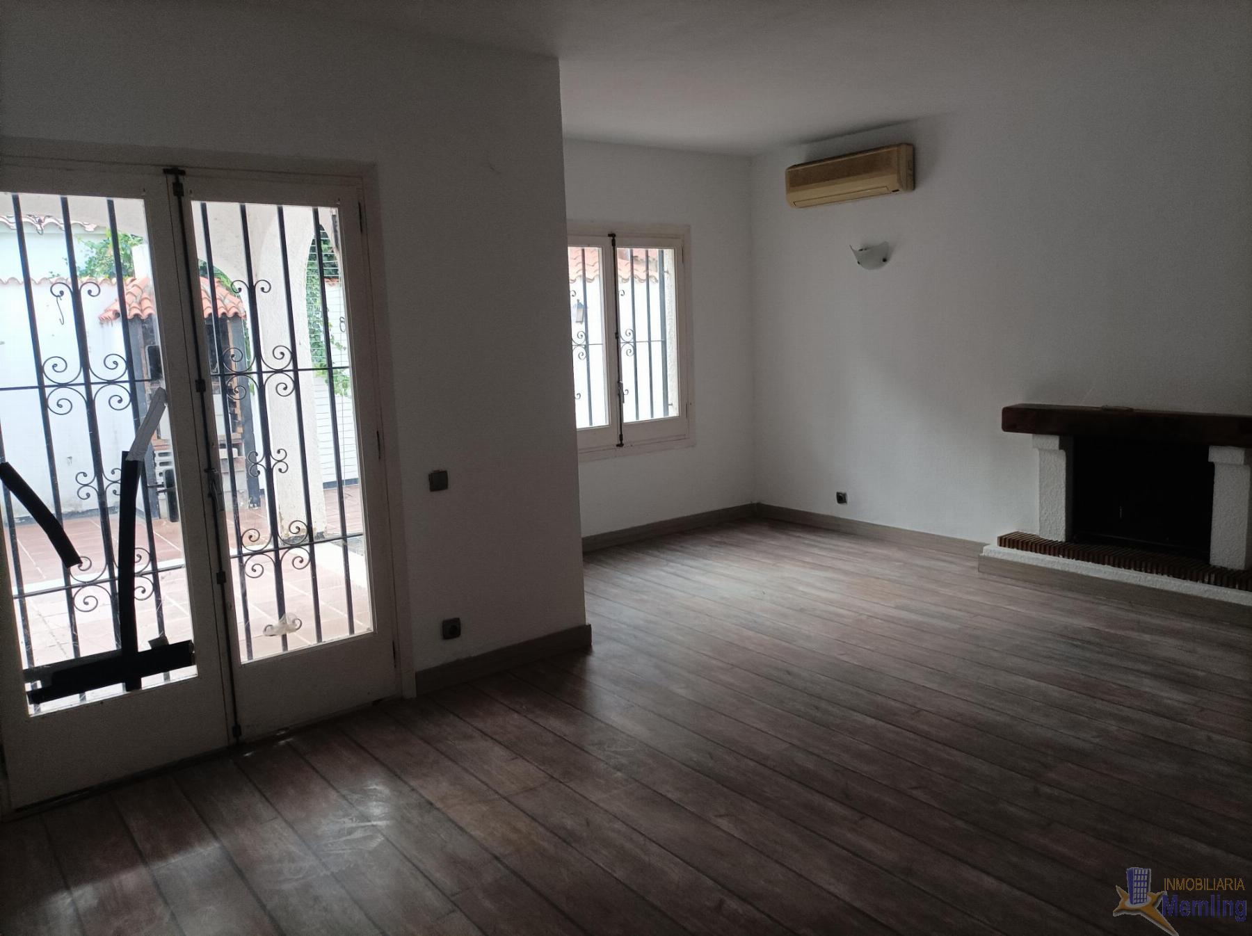 For sale of house in Cambrils