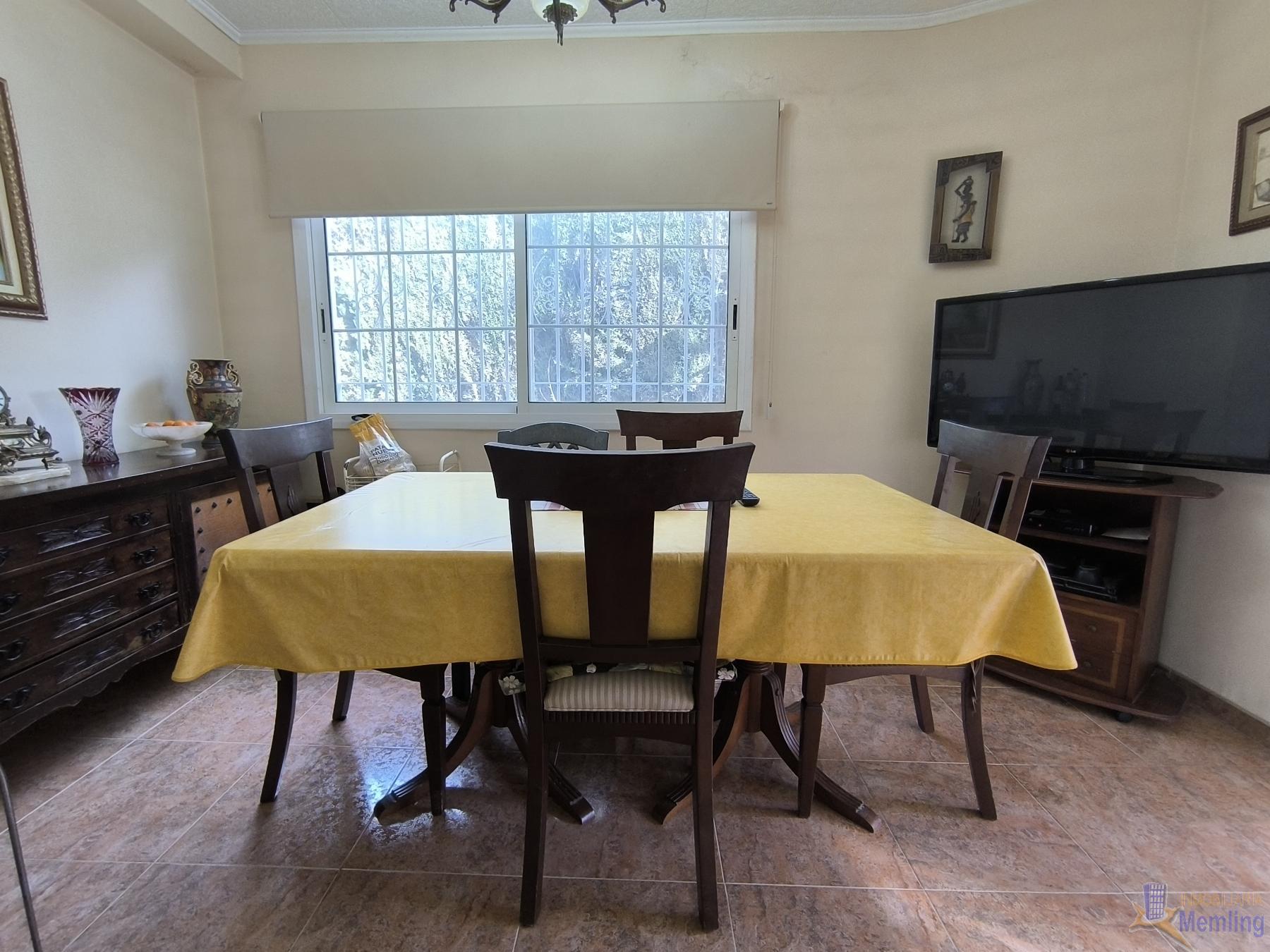 For sale of chalet in Cambrils