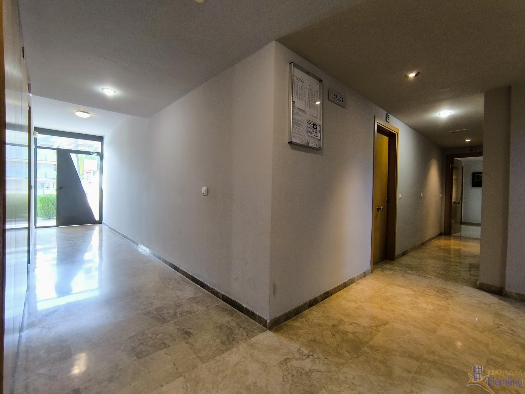 For sale of apartment in Cambrils