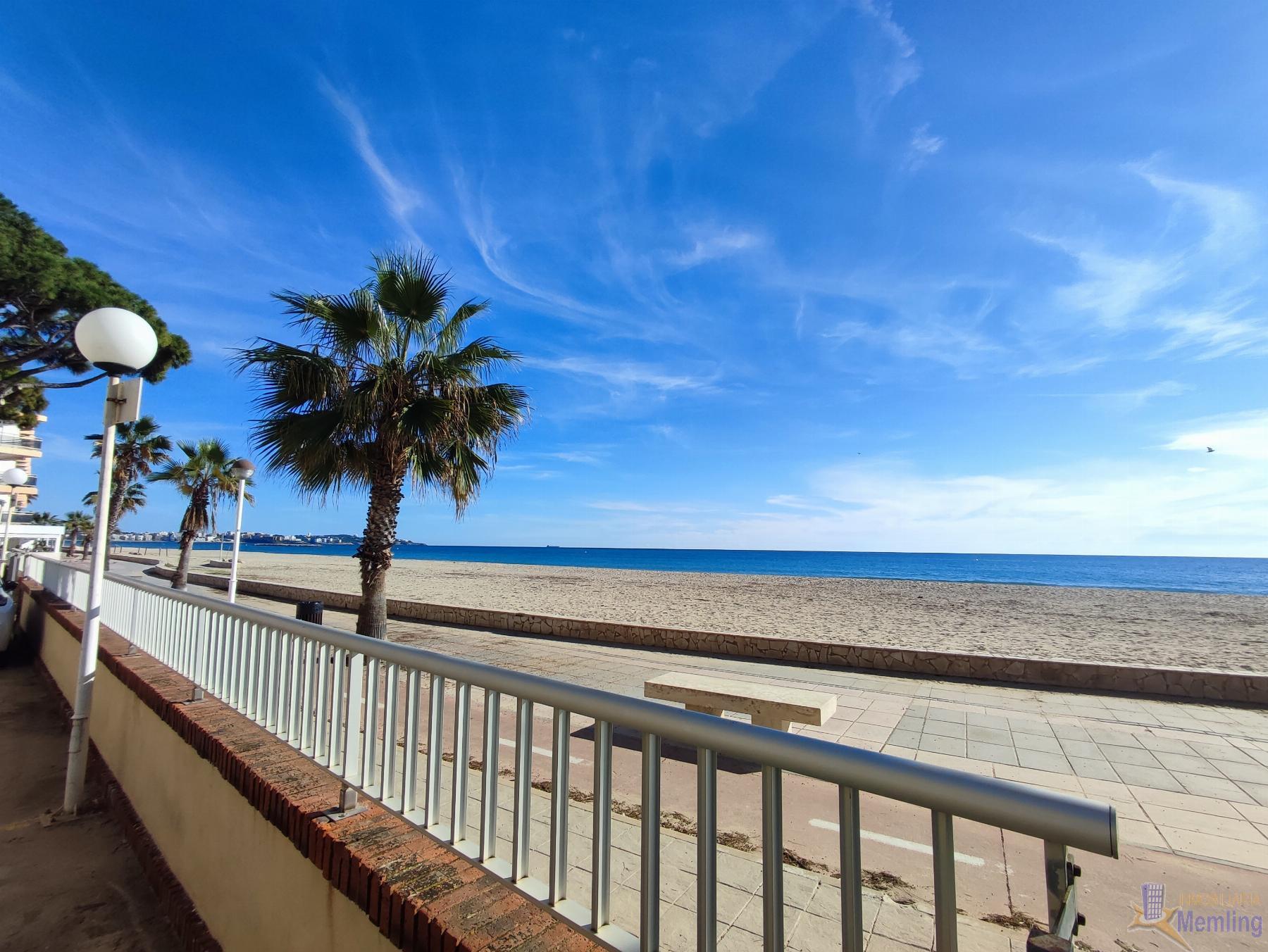 For sale of apartment in Cambrils