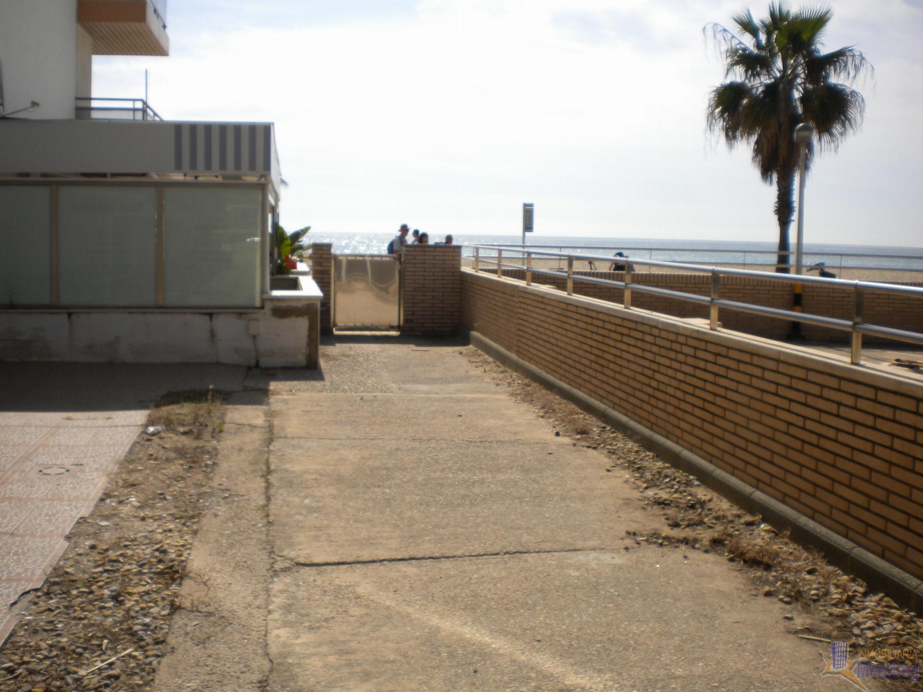 For sale of ground floor in Cambrils