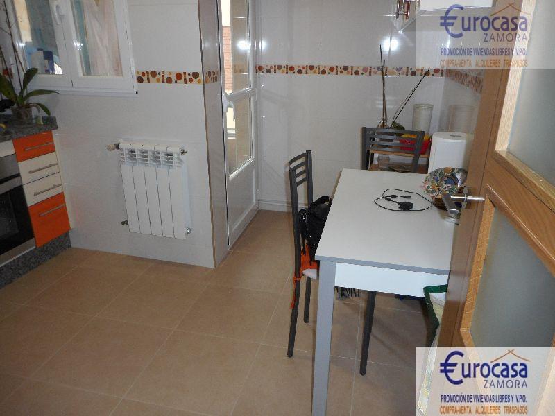 For sale of flat in Zamora