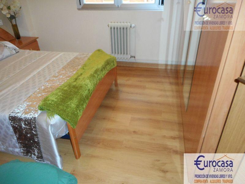 For sale of flat in Zamora